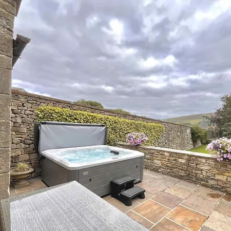 5 Bed In Middleham Oc-h30843 *