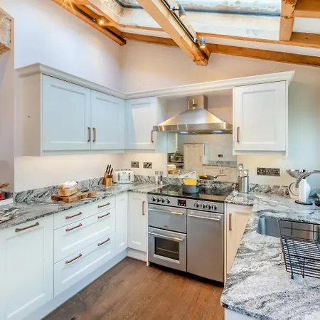 5 Bed In Middleham Oc-h30843 *